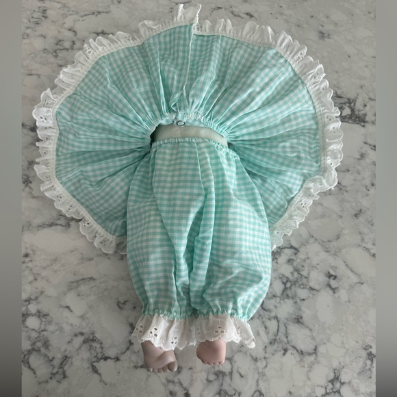 Holly Hunt Sugar Plum  Doll Tiny Treasures World Gallery Collection - Picture 7 of 16